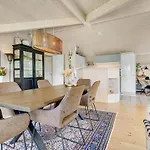 Two-bedroom In Egå
