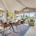 Two-bedroom In Casa vacanze Egå