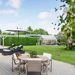 Two-bedroom In Casa vacanze
