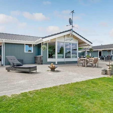 Two-bedroom In Ega